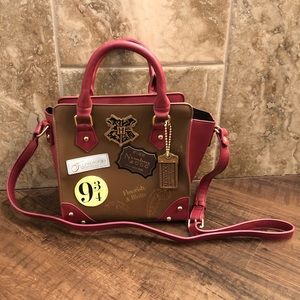 ⚡️Harry Potter Purse Brand New!!!⚡️